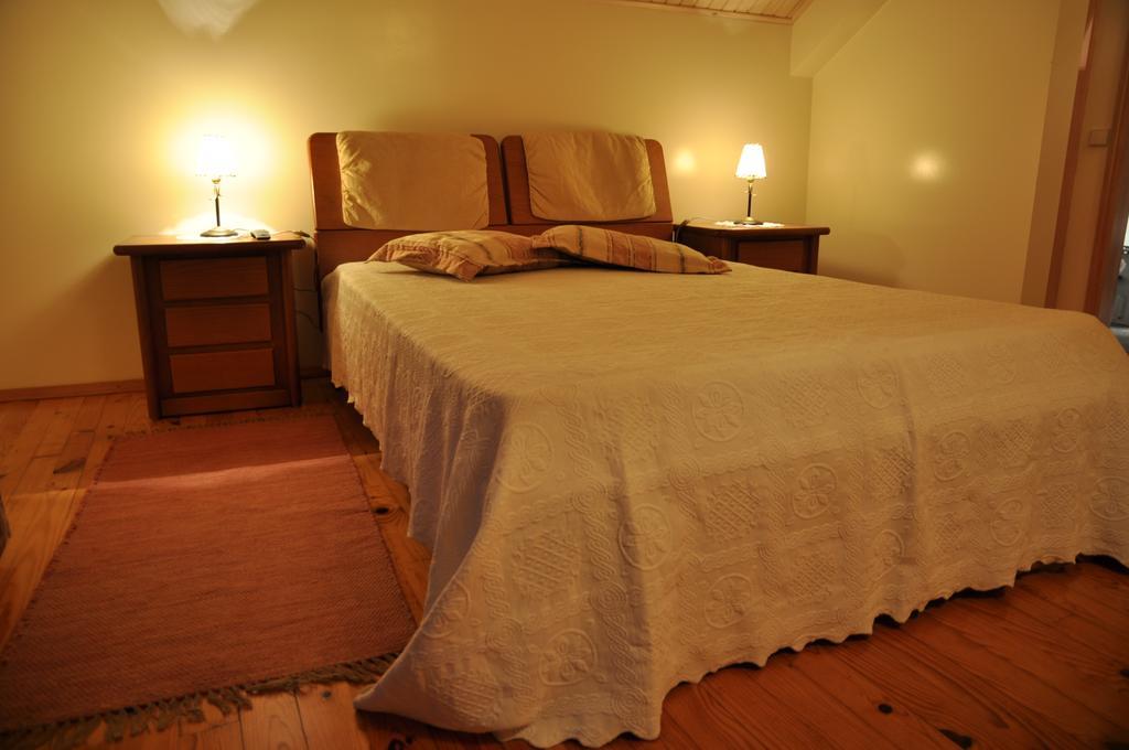 Casa Do Meio Da Vila ลอริกา ภายนอก รูปภาพ